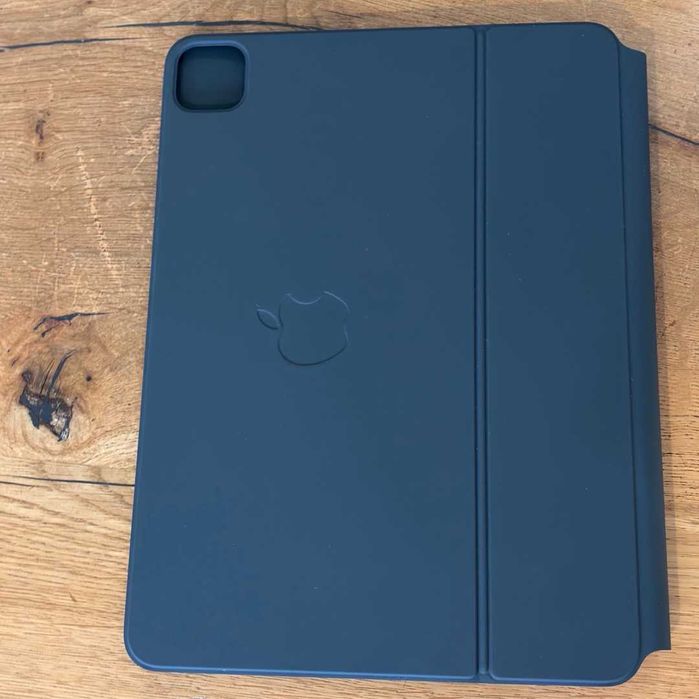 Magic Keyboard iPad Air 4 / 5 iPad Pro 11 Gen 1 / 2 / 3 / 4 | TrueGSM