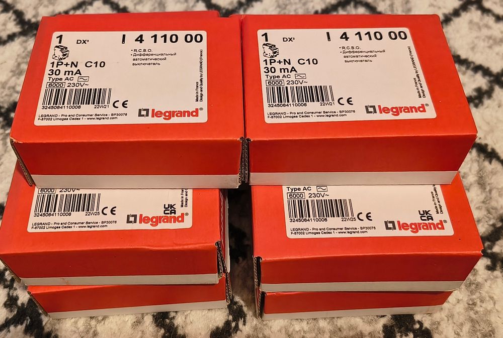 10 buc x întrerupător automat diferențial (RCBO) de la Legrand, model