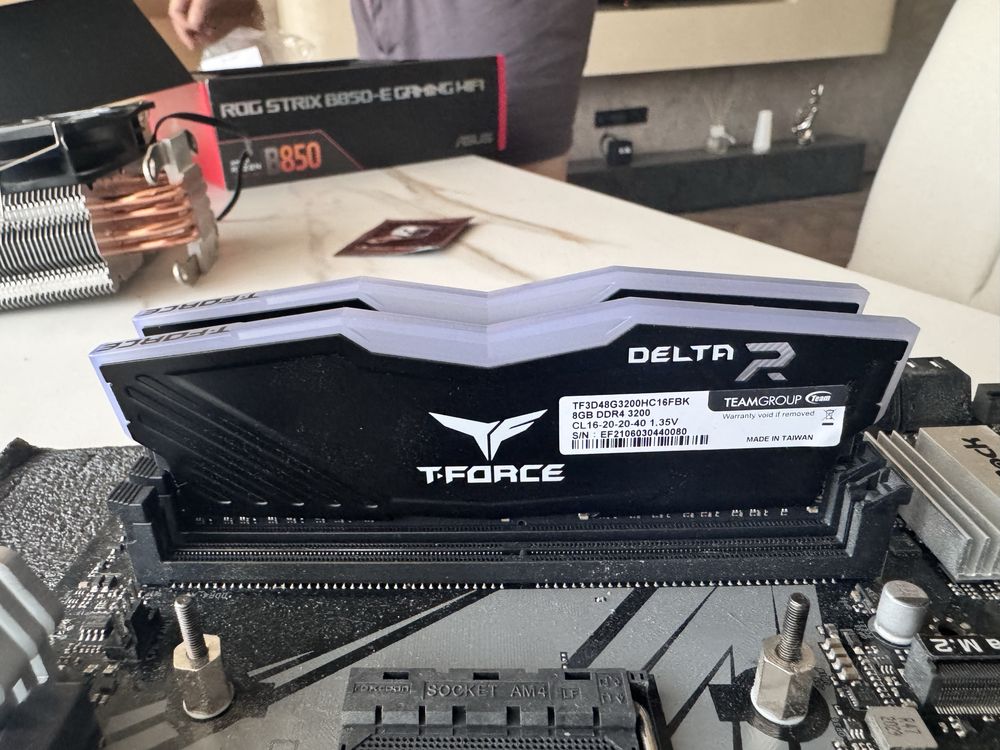 Комплект Ryzen 5 5600X, T-Force Delta DDR4 8GB, AsRock B450M Pro4-F