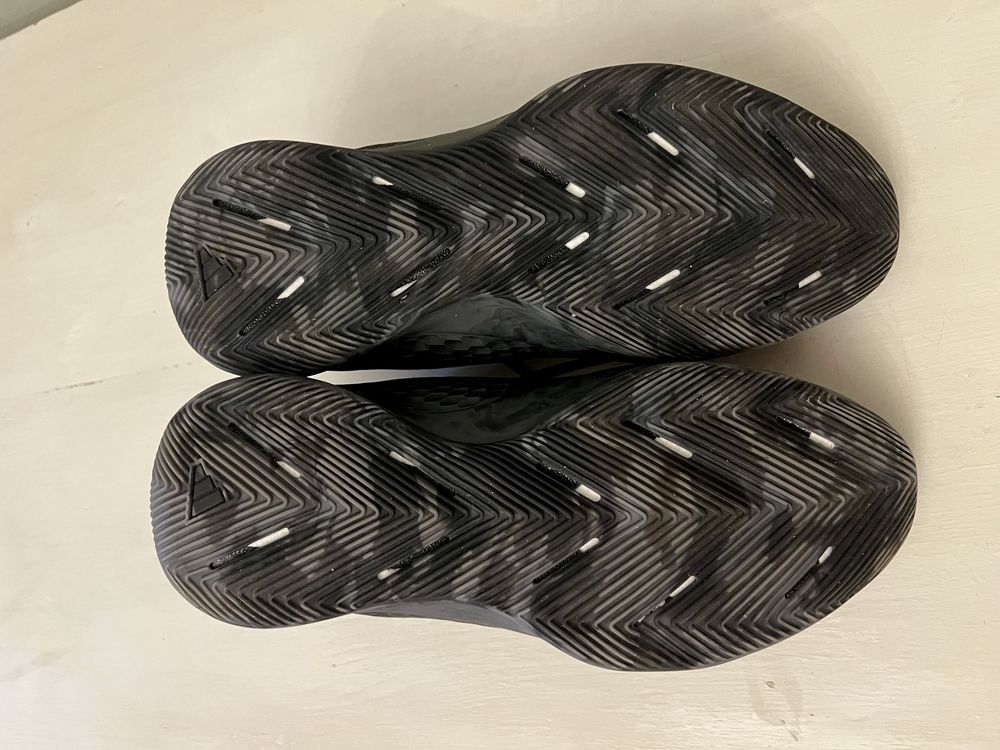 Мъжки маратонки Adidas за баскетбол