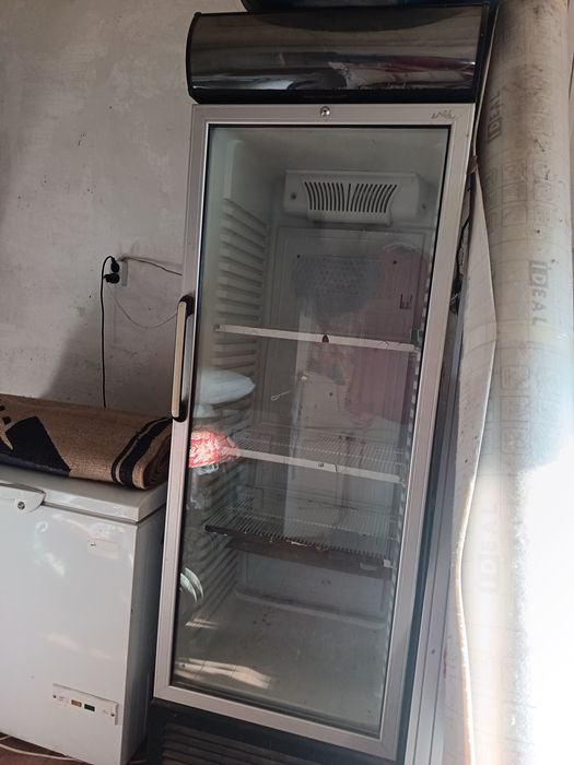 Продам холодильник