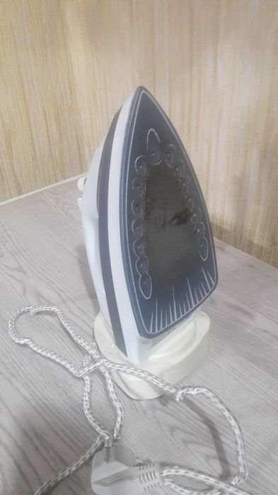 Продам утюг.Продам утюг