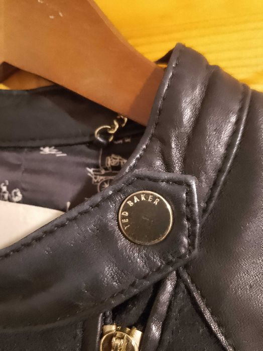 Ted Baker чисто ново оригинално дамско яке S/M