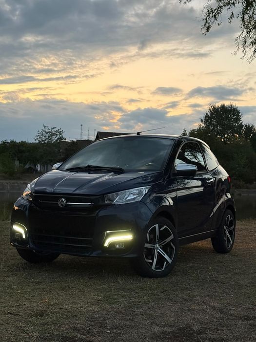 Vând Aixam eCOUPÉ Premium 48V9RS2 (2023) – Electrică