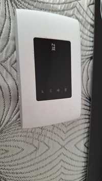 Router 4G WiFi ZTE MF920U