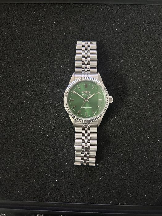 Invicta часовник