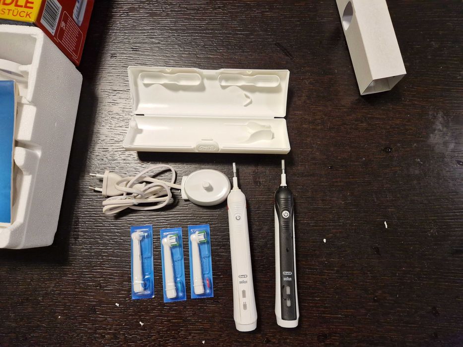 2 четки за зъби Oral B