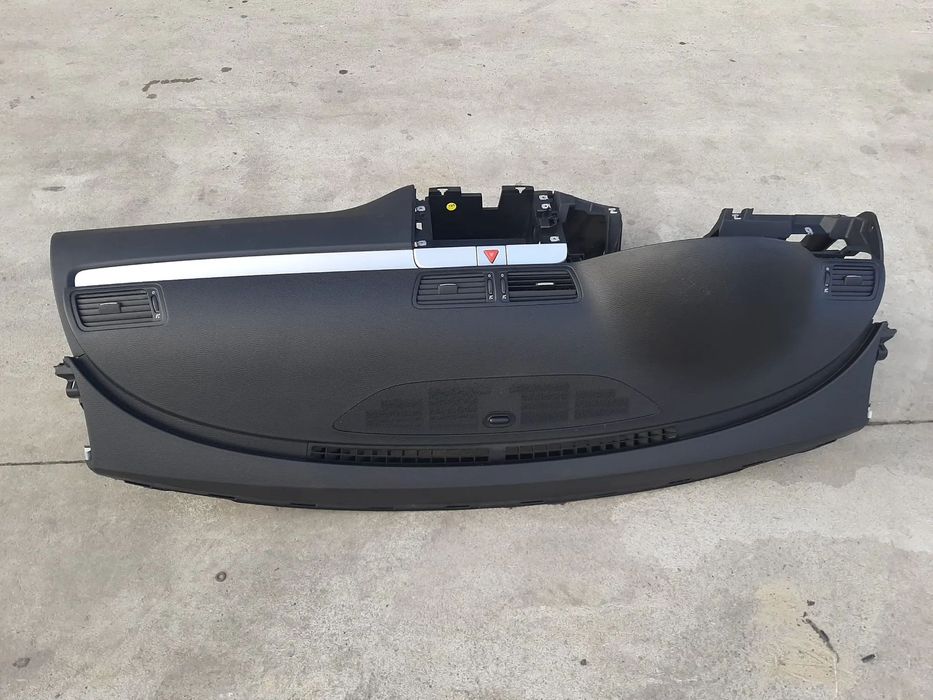 Kit plansa bord  vw passat b6 3c model cu clima 3c1857004b