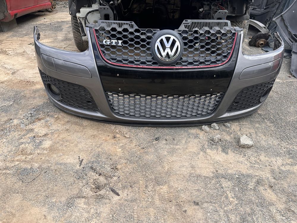 Предна броня голф 5 гти / vw golf 5 gti