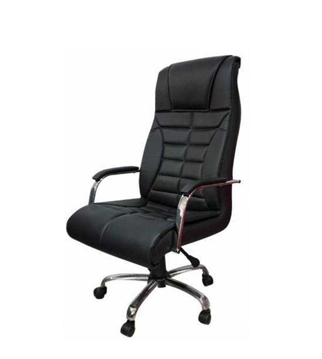 офис стол НОВ изпращам с куриер