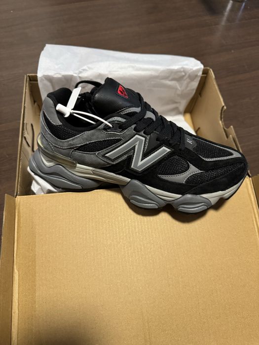 New Balance 9060 чисто нови