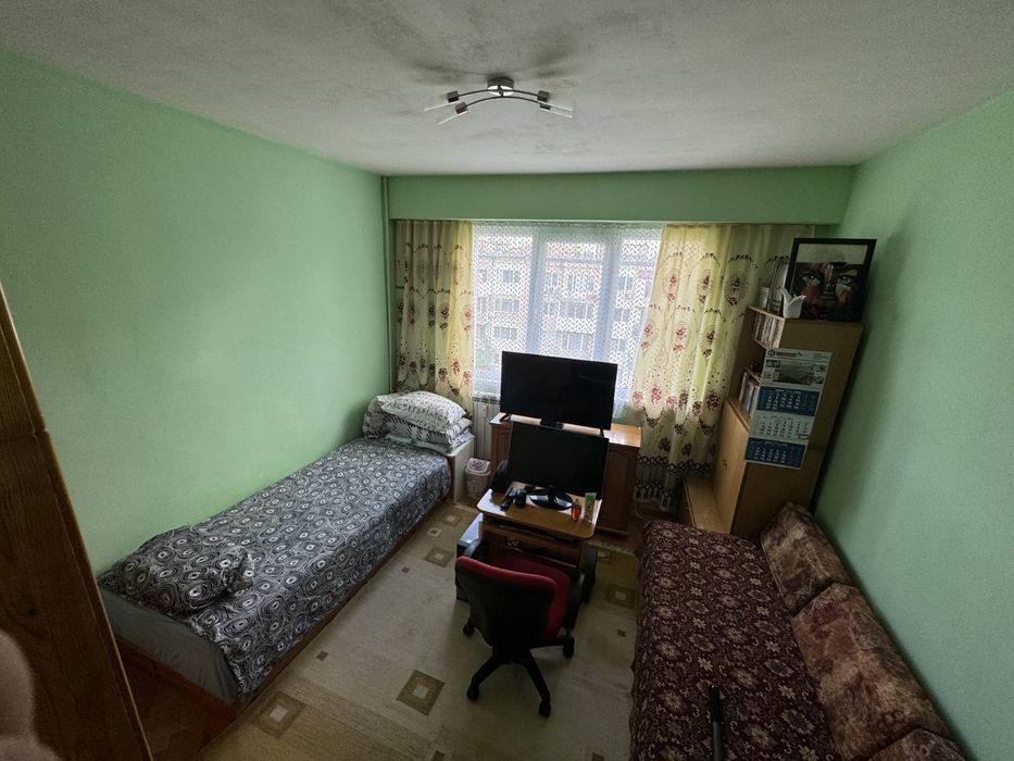 Продава се Тристаен апартамент в София, Толстой - 64 кв.м за 2110 €/кв.м - Снимка #23