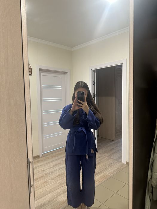 Продам синие кимано