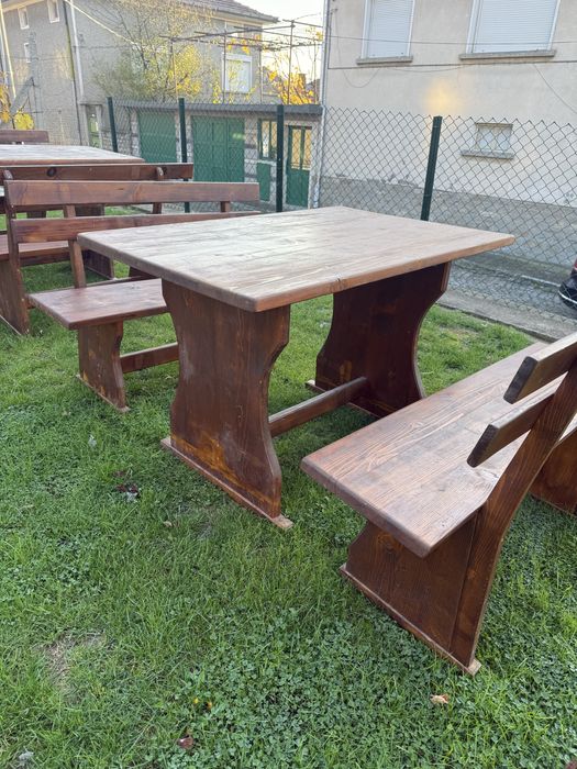 Баварски чамови маси с пейки