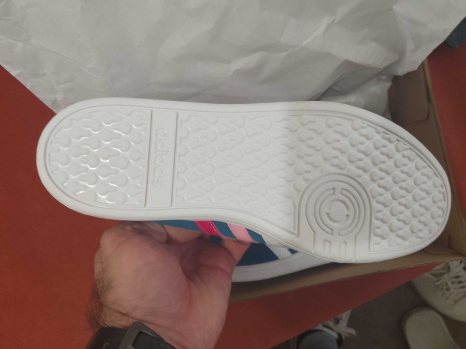 Дамски обувки Adidas 38