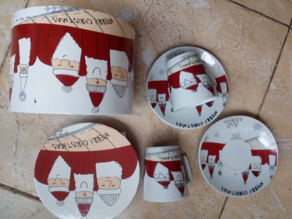 Коледен сувенирен сервиз