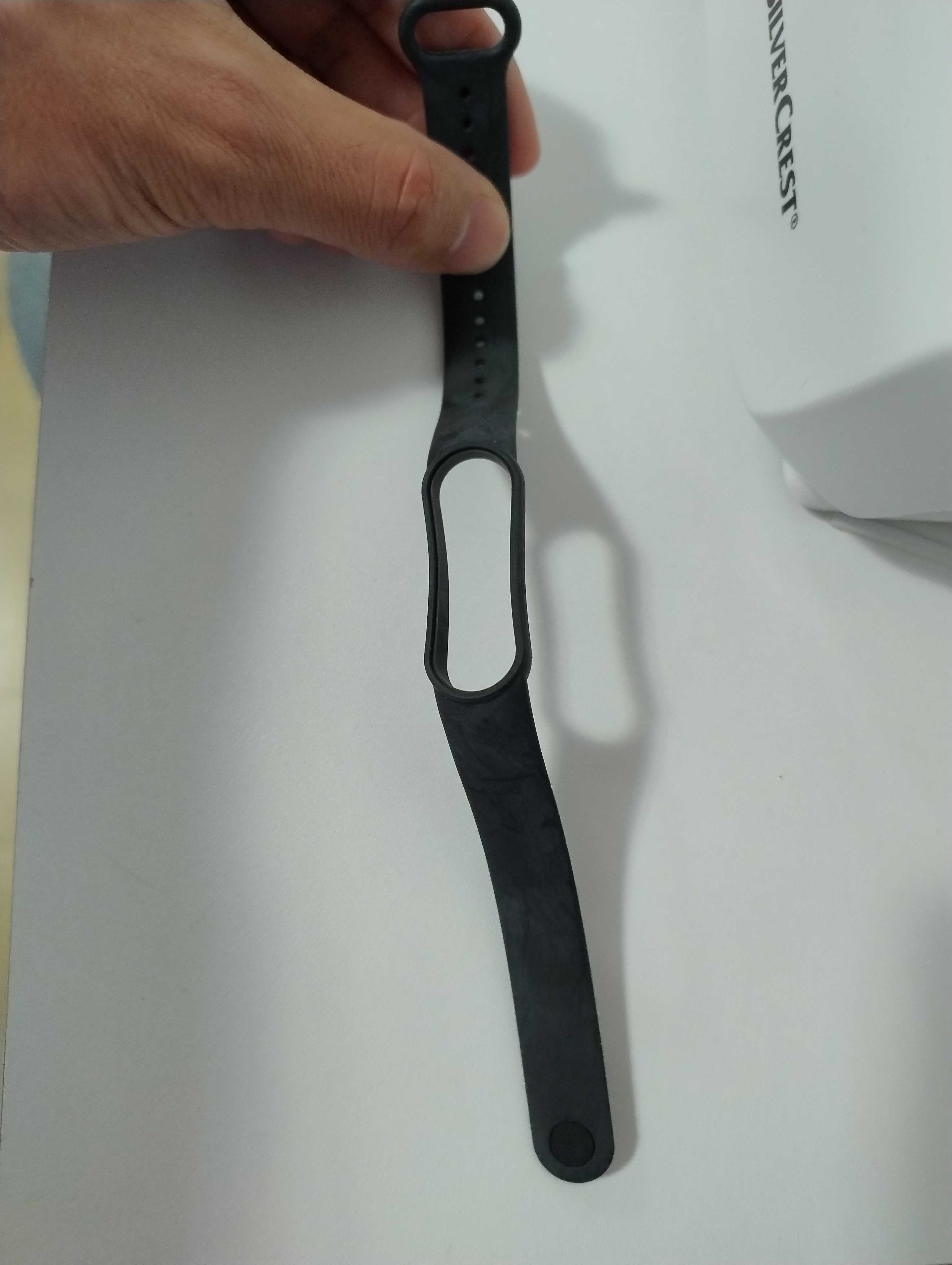 Подарявам каишка за гривна Xiaomi Mi Band 6