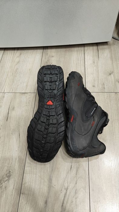 Salomon mărimea 43.5