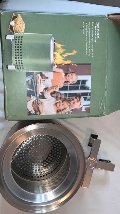 Șemineu de masă pentru exterior Solo Stove Mesa