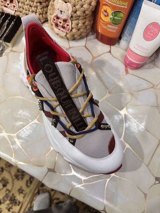 Кроссовки Louboutene