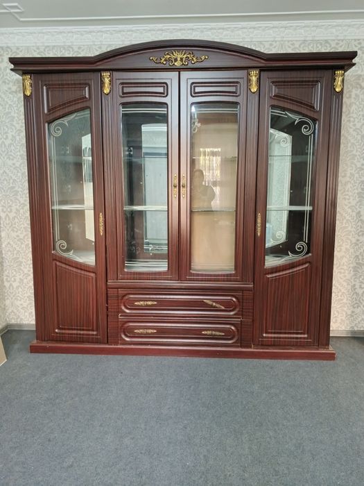 Продаётся стенка