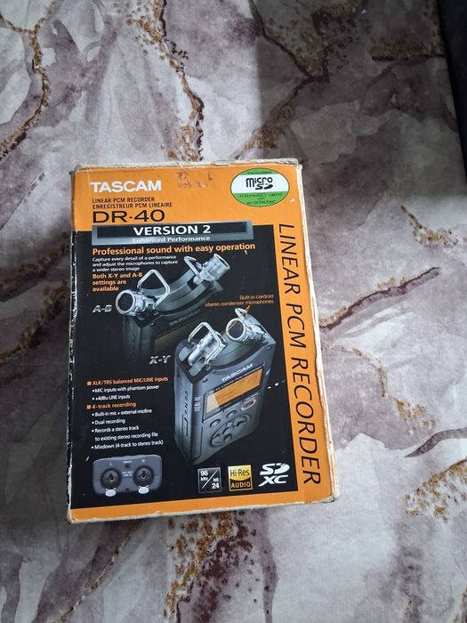 Vând TASCAM dr.40