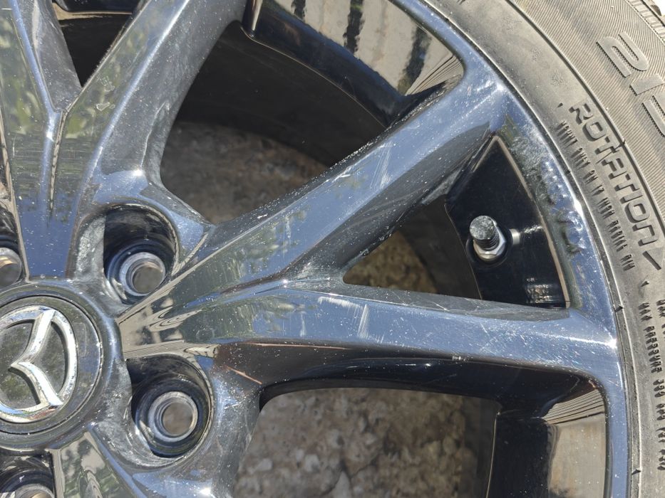 Vand roti iarna Mazda originale 215/60/r17