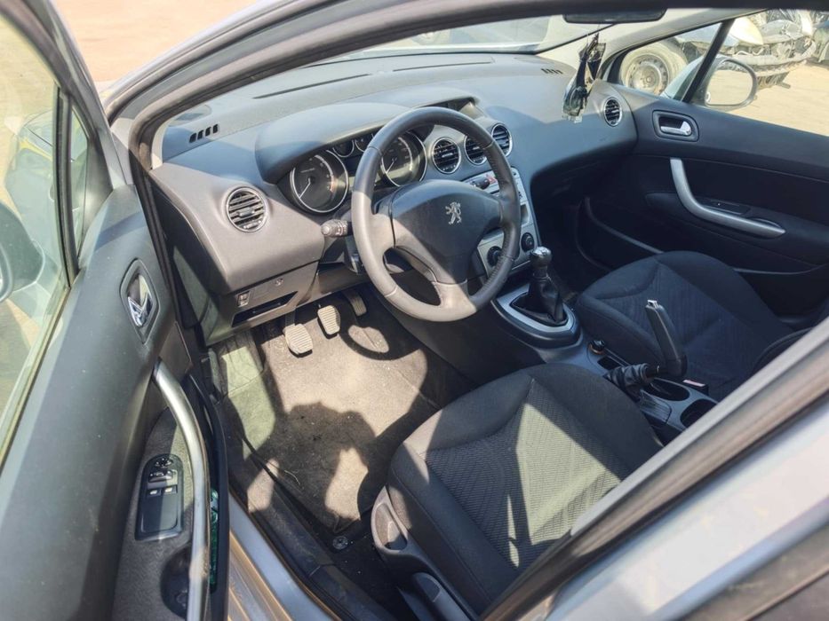 Пежо 308 / Peugeot 308 1.6 бензин