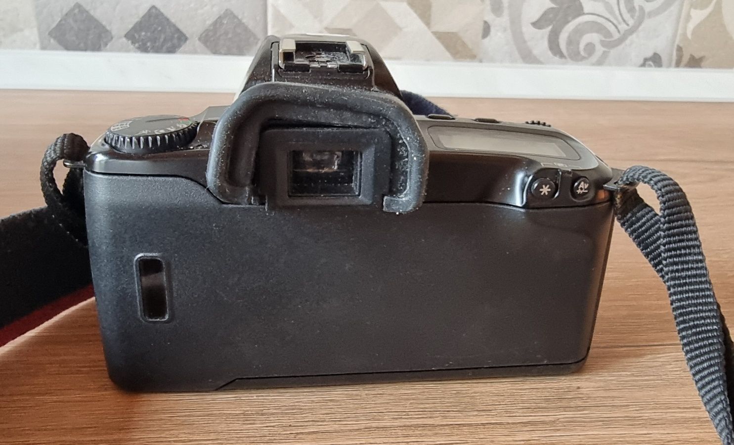 Фотоапарат Minolta EOS 500