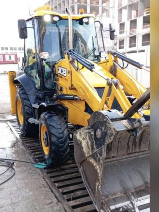 Jcb 3 в1 , экскаватор-погрузчик. Петушок .Ковш, виллы, гидромолот.