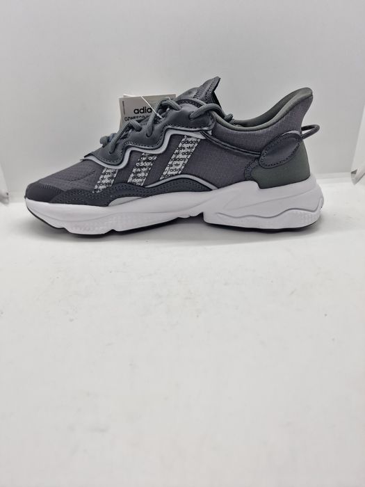 Adidas Ozweego FV6537 nr. 36 2/3,38