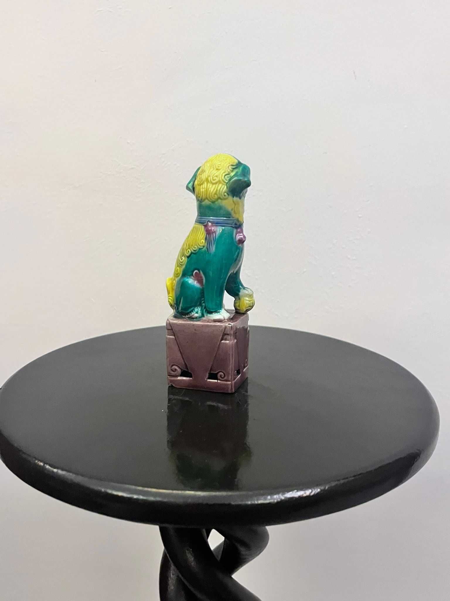 Bibelou figurina statueta portelan vechi CAINE FOO bibelouri marcat