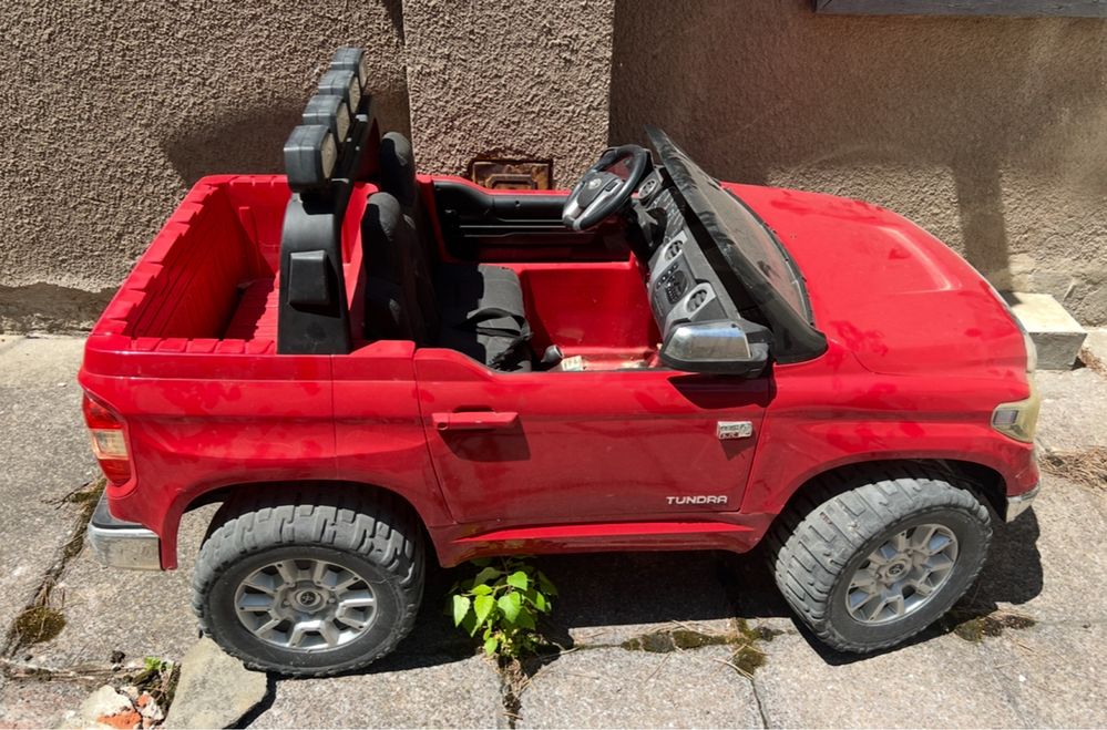 Детски джип Toyota