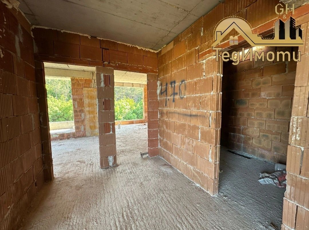 Продава се Тристаен апартамент в Царево - 219 кв.м за 1149 €/кв.м - Снимка #11