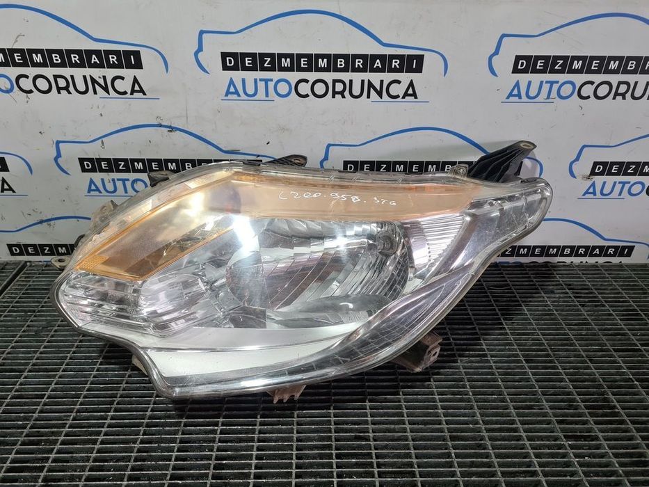 Far Stanga Mitsubishi L200 V 2015 - 2018 SUV 4 Usi (958) Fara xenon