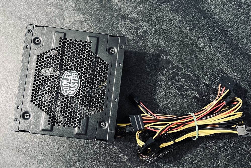 Блок питания Cooler Master 500ватт идеал!