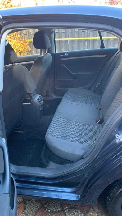 VW Jetta 1.6 benzina 2010