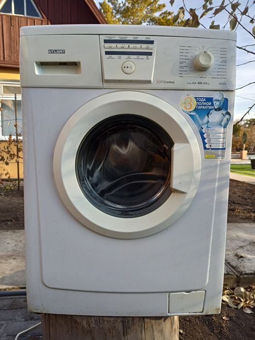 Продам на запчасти стиральную машину "Атлант" 45У81 класса АА/800/4,5к