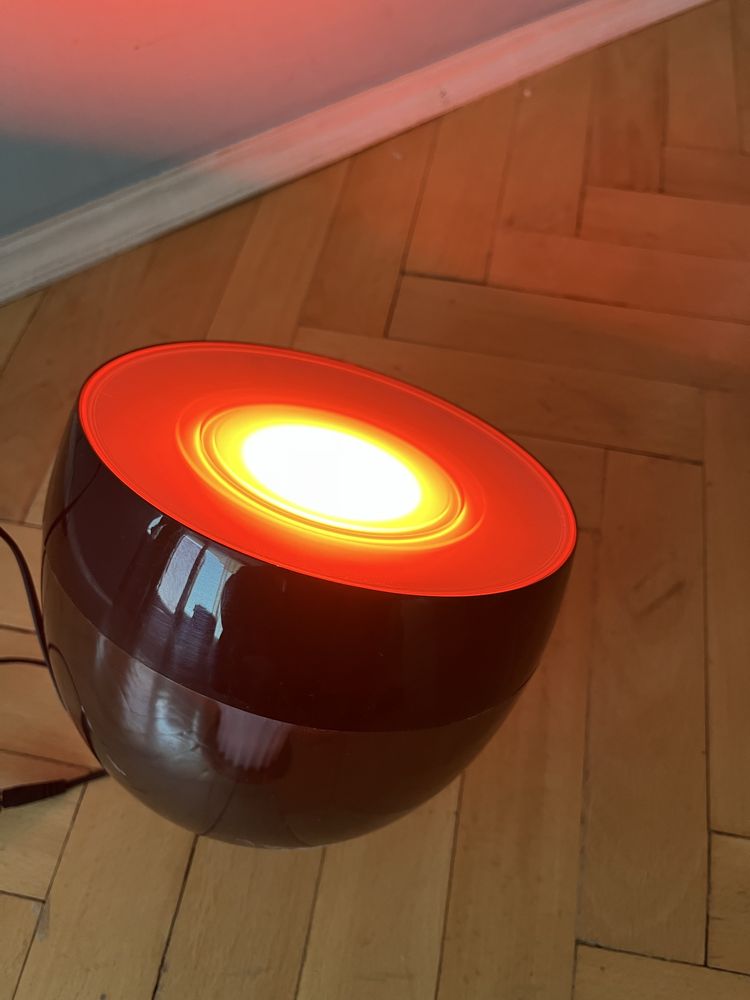 LED лампа Philips LIC Iris, Черна