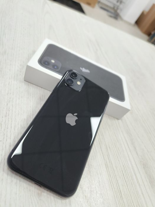 iPhone 11  negru