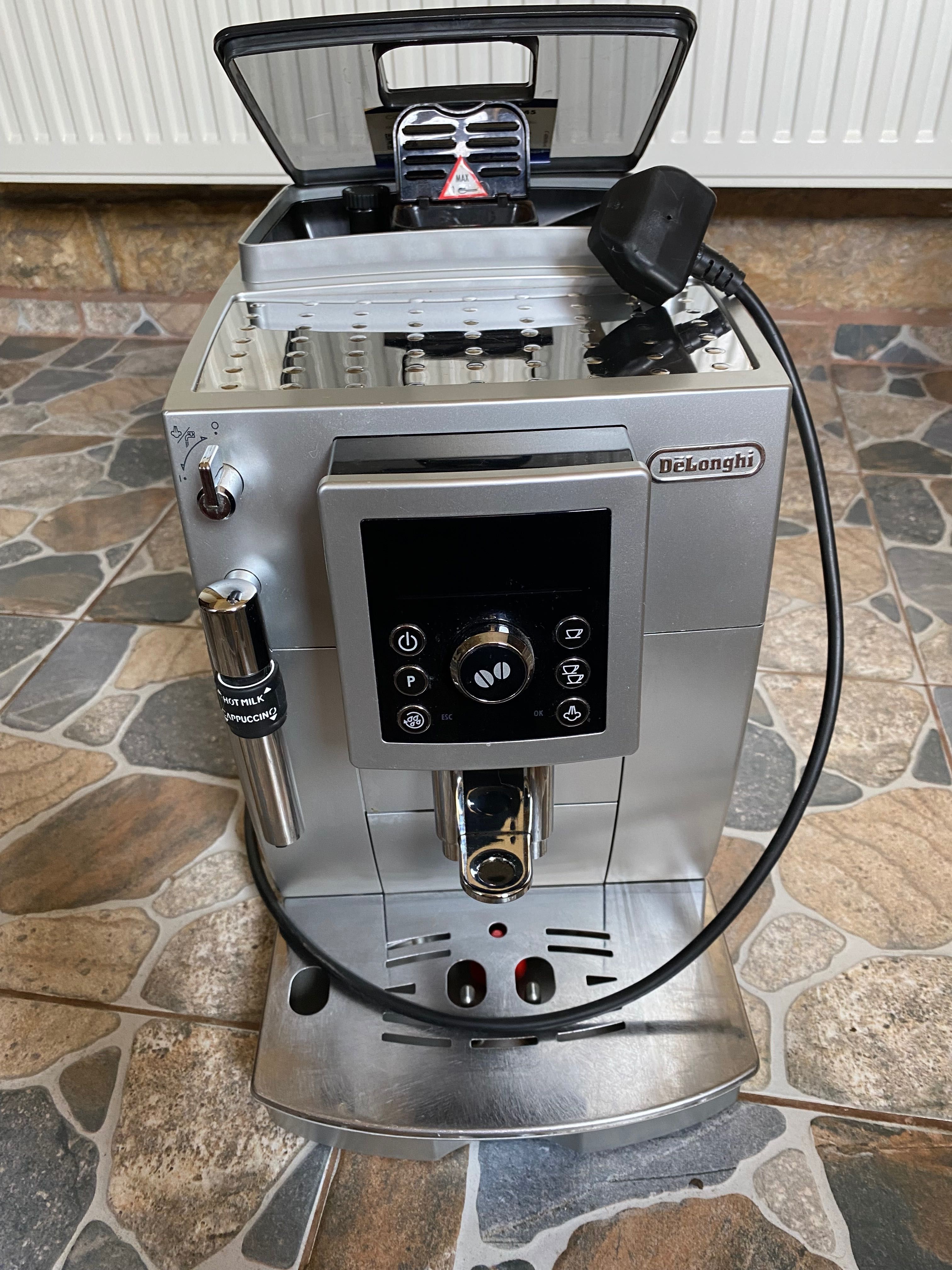 Кафемашина DeLonghi