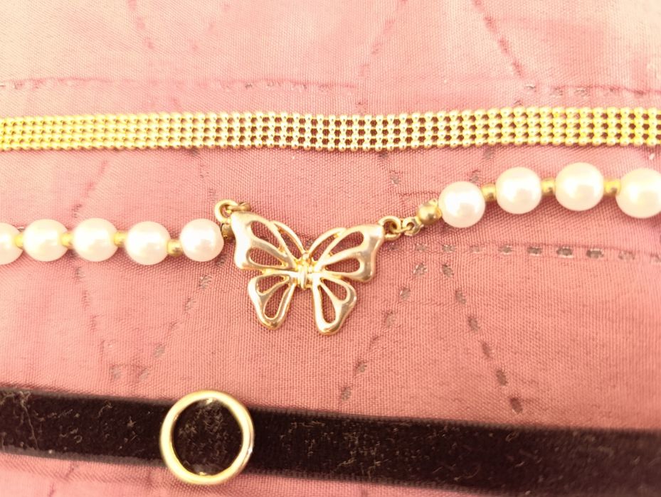 Три гердана за около врата