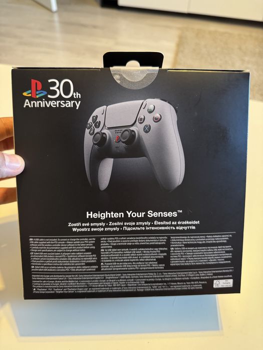 Playstation 5 controller 30th anniversary edition ! Sigilat