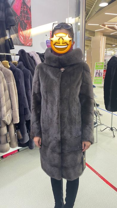 Продаю норковую шубу