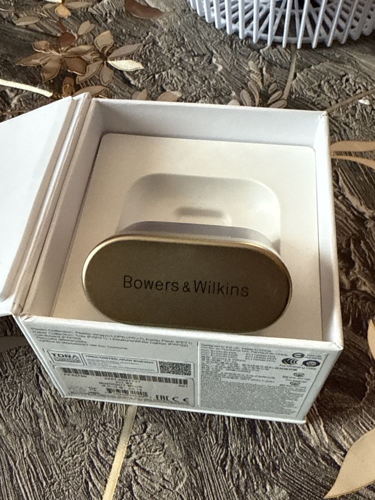 Bowers & Wilkins Pi7 S2