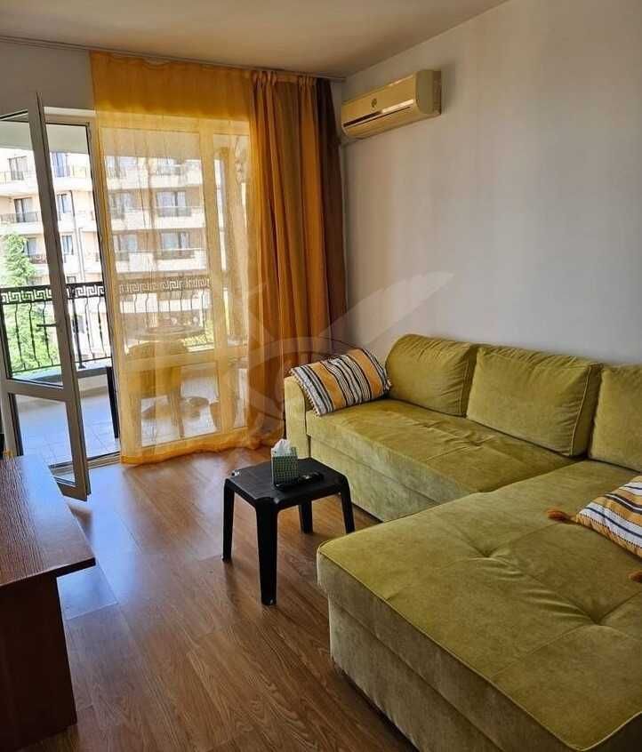 Продава се Двустаен апартамент в Свети Влас - 74 кв.м за 1176 €/кв.м - Снимка #1