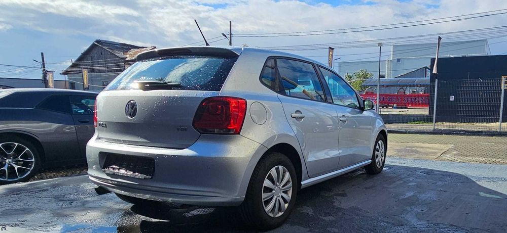 Vând Volkswagen Polo 2011 1.6 TDI