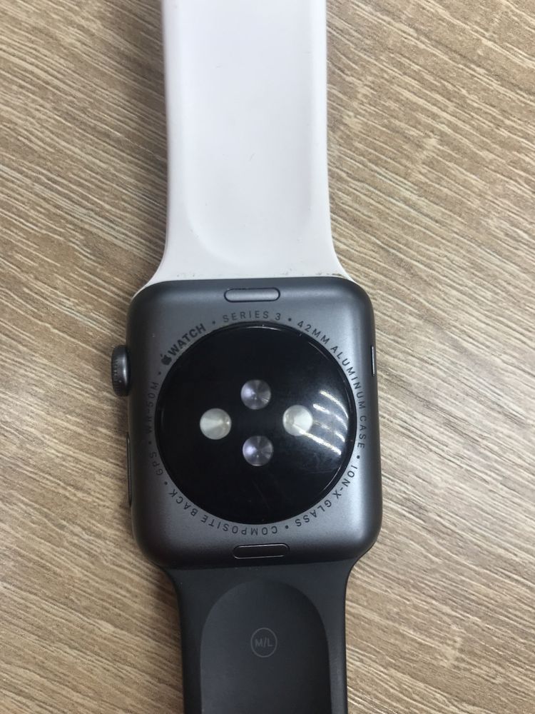 Apple Watch 3 series.