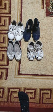 Обувь детская в хорошем состоянии