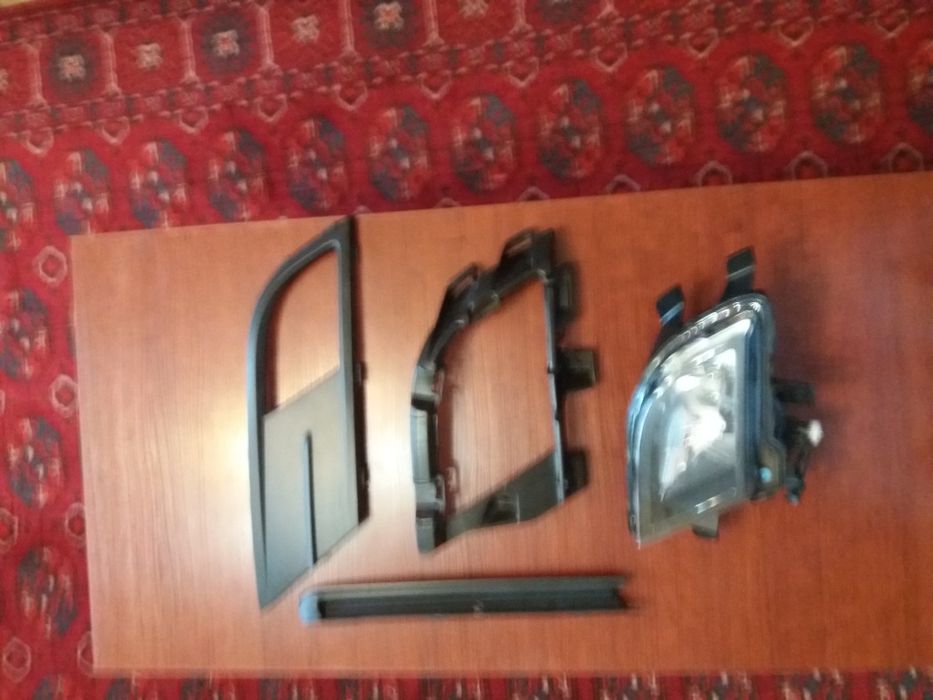 Противотуманная  левая фара для фольцваген джетта 2015 г. С корректоро